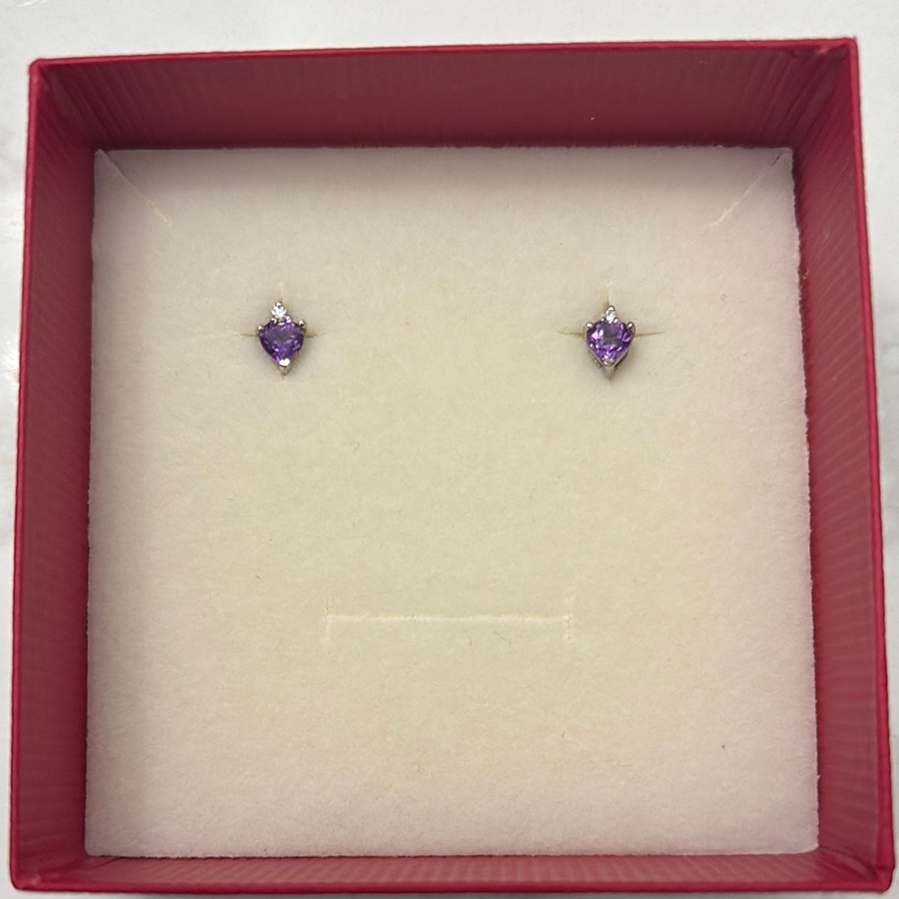 Angara Elegant Purple Heart Earrings